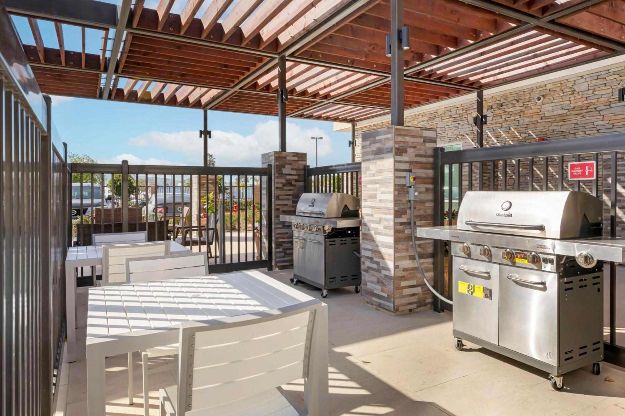 Home2 Suites By Hilton Ρέντλαντς Εξωτερικό φωτογραφία